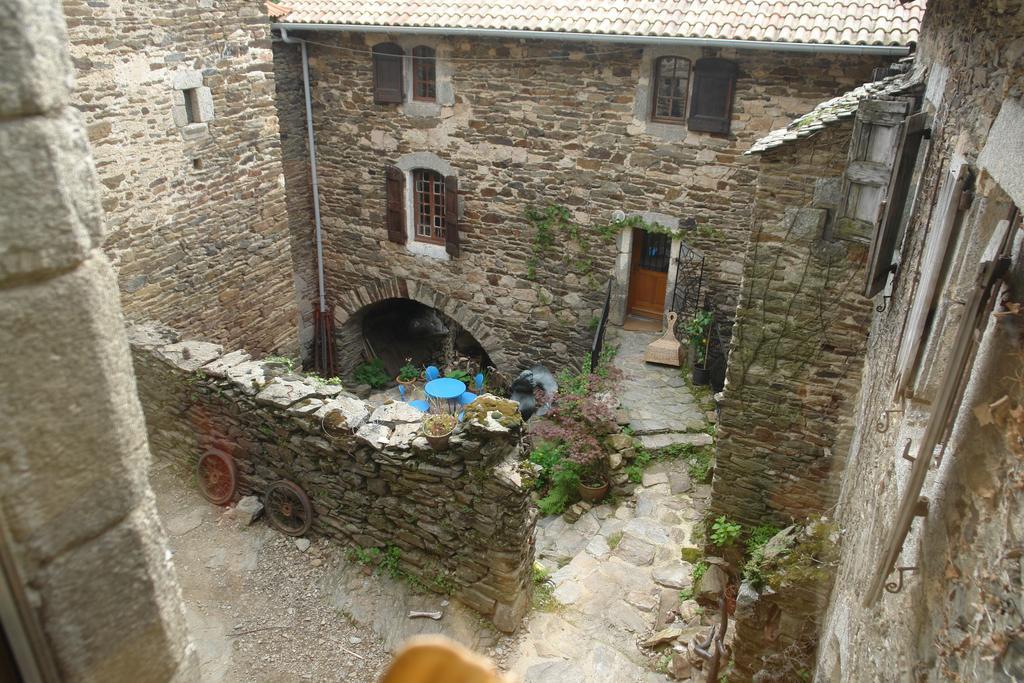 Mas La Donzelenche Otel Vialas Oda fotoğraf